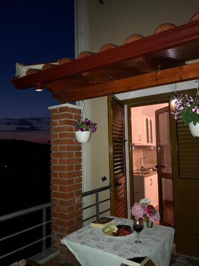Vila Arlind Hotel Vlora Kültér fotó
