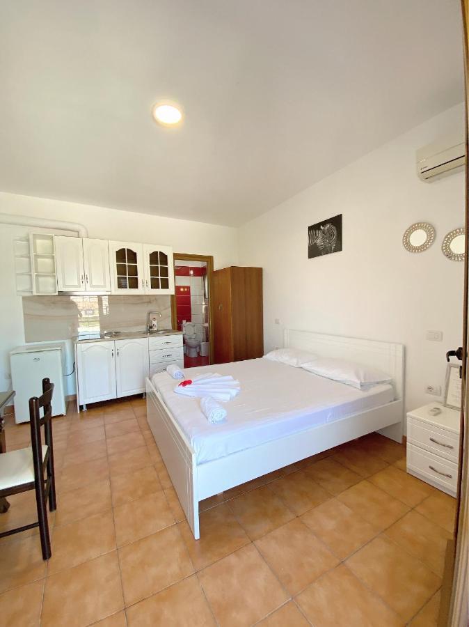 Vila Arlind Hotel Vlora Kültér fotó